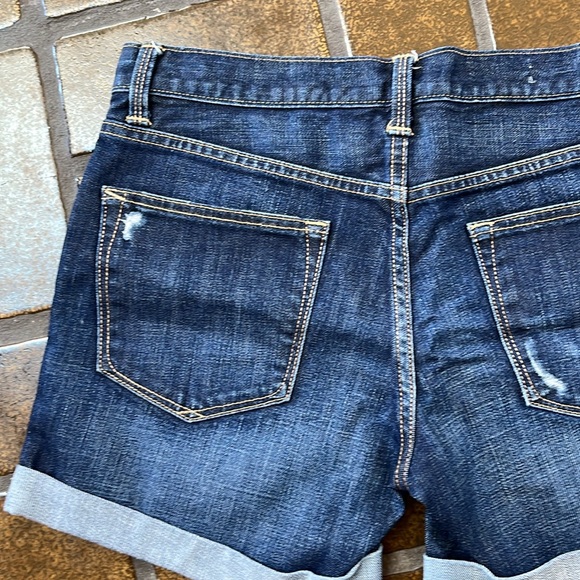 Gap Fleut Wash Sexy Boyfriend Denim Shorts - Picture 10 of 16